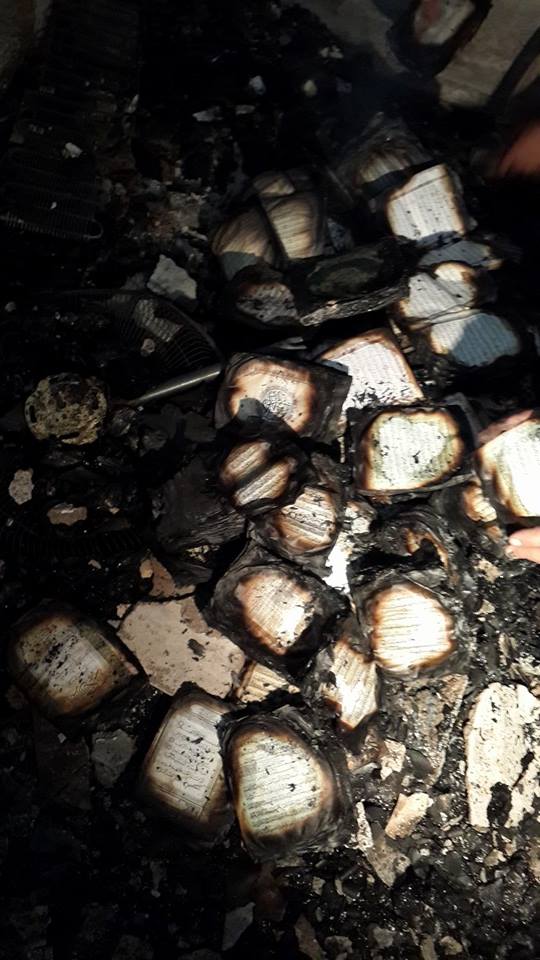 مستوطنون يحرقون مسجدا في قرية المغير برام الله مسجد