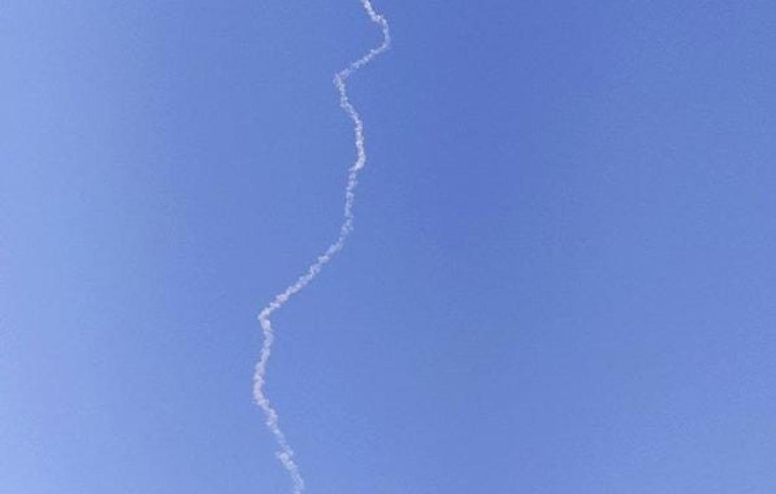 المقاومة بغزة تجري تجربة صاروخية جديدة تجاه البحر