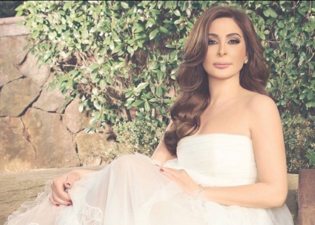 اليسا تعترف: وقعت في شباك الحب