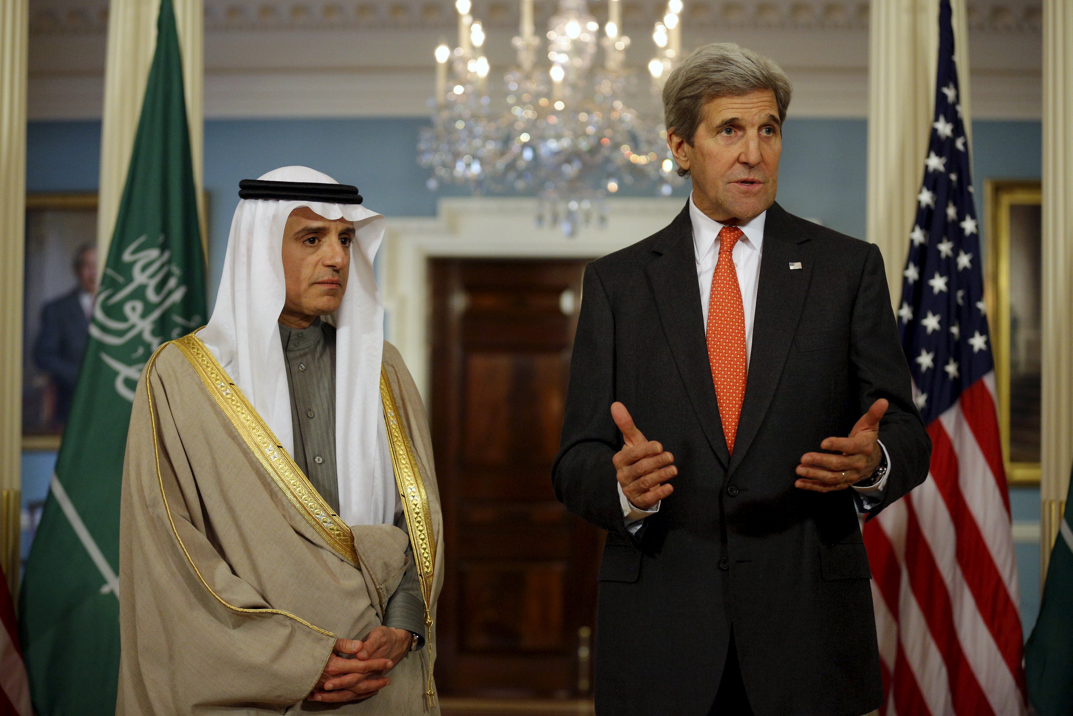 الجبير: واشنطن رحبت بعرض السعودية إرسال قوات إلى سوريا