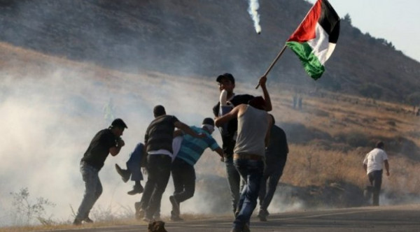 إصابات خلال قمع الاحتلال مسيرة سلمية جنوب الخليل