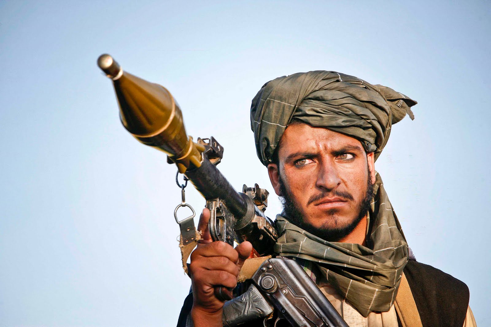 طالبان تعدم رهينتين في شمال أفغانستان