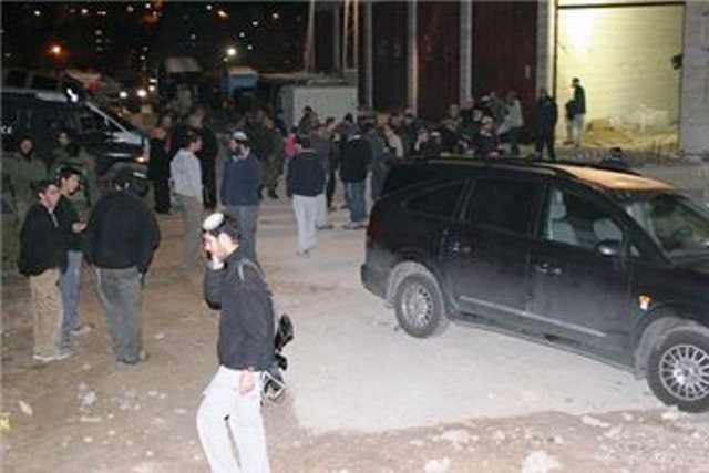 المستوطنين