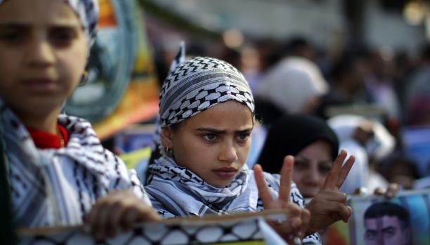 "محمد" يتصدر أسماء المواليد بالداخل المحتل المواليد