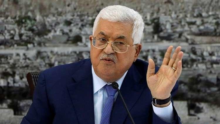 مسؤول فلسطيني: عباس رفض تلقي اتصالا هاتفيا من ترامب