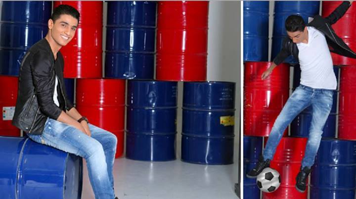 فيديو: أغنية عساف لكأس العالم يكتبها الجمهور وتسجل على الهواء مباشرة! فيديو: أغنية عساف لكأس العالم يكتبها الجمهور وتسجل على الهواء مباشرة!
