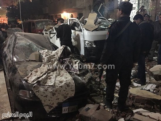 صور: قتلى وجرحى بانفجار قنبلة غرب القاهرة