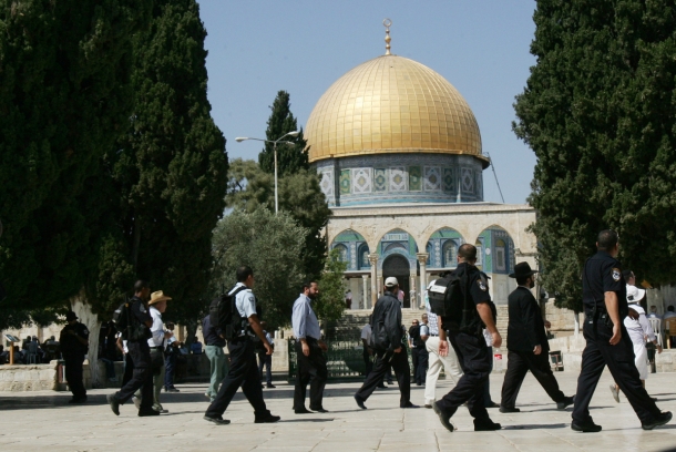 اقتحامات جديدة للأقصى واعتقالات في القدس القديمة اقتحامات الاقصى