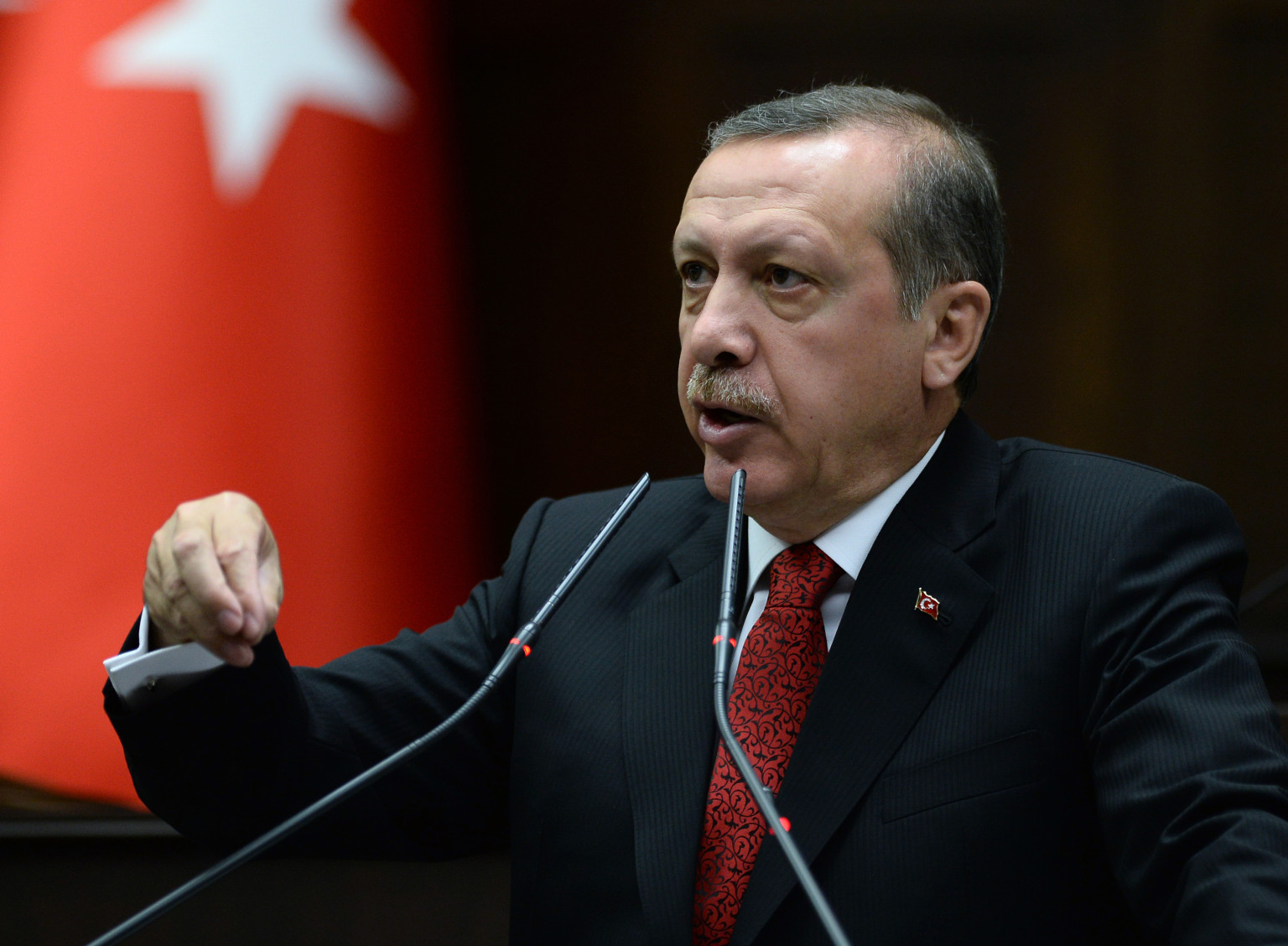 أردوغان: أحكام الإعدام في السعودية شأن داخلي أردوغان: أحكام الإعدام في السعودية شأن داخلي