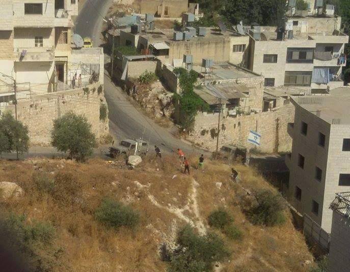 بالصور والفيديو: اعتقال شاب بعد إصابته في نابلس قوات الاحتلال تقتحم مدينة نابلس
