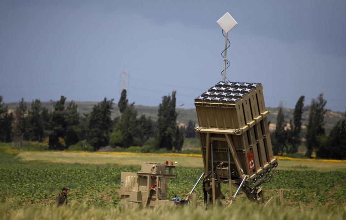 نصب القبة بحالة تأهب وتخوفات "إسرائيلية" من توتر مع غزة