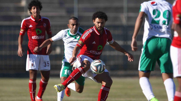 الأهلي المصري يفرض غرامة مالية على قائده الأهلي المصري يفرض غرامة مالية على قائده