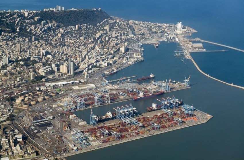 إسرائيل تبيع ميناء حيفا لشركة هندية