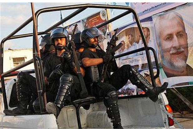 شامية يروي لزمن برس تفاصيل اقتحام منزله واحتجازه اخبار فلسطين