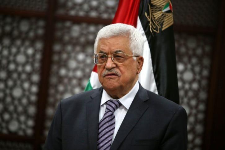 عباس يعلن الحداد وتنكيس الاعلام