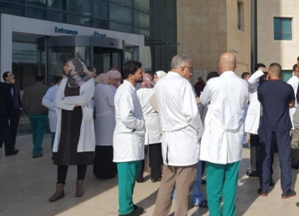 نقابة الأطباء تعلن وقف العمل بمرافق وزارة الصحة الأحد