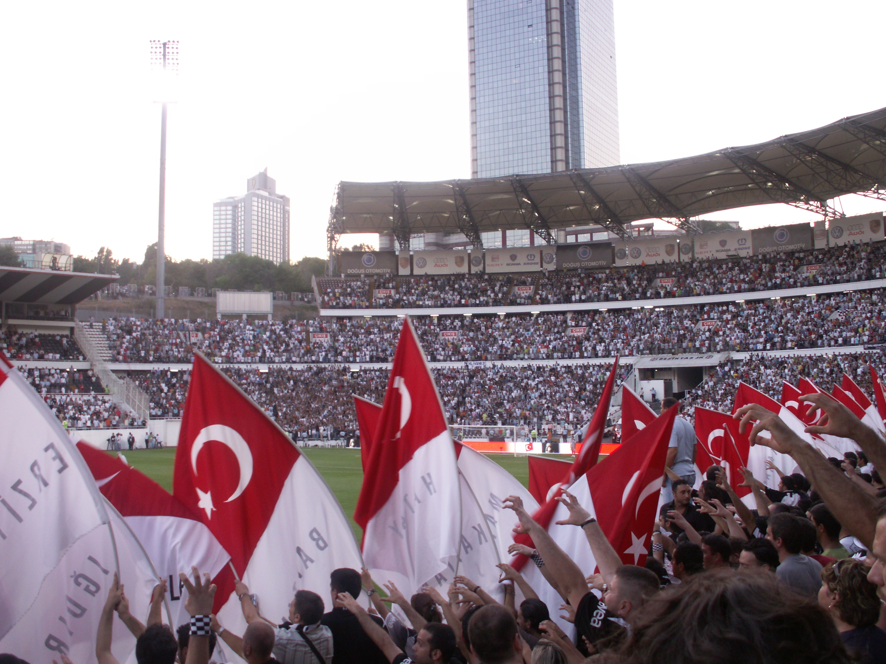 الدوري التركي لكرة القدم متوقف لأسبوع