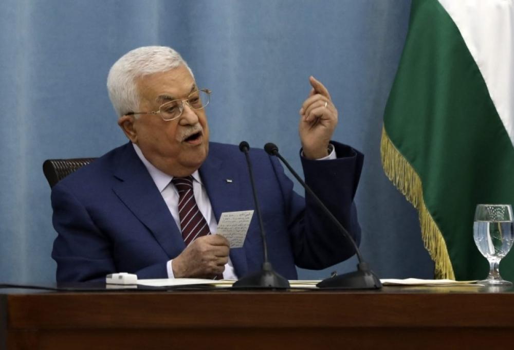 عباس يصدر عدة قرارات بشأن تشكيل المحاكم الإدارية