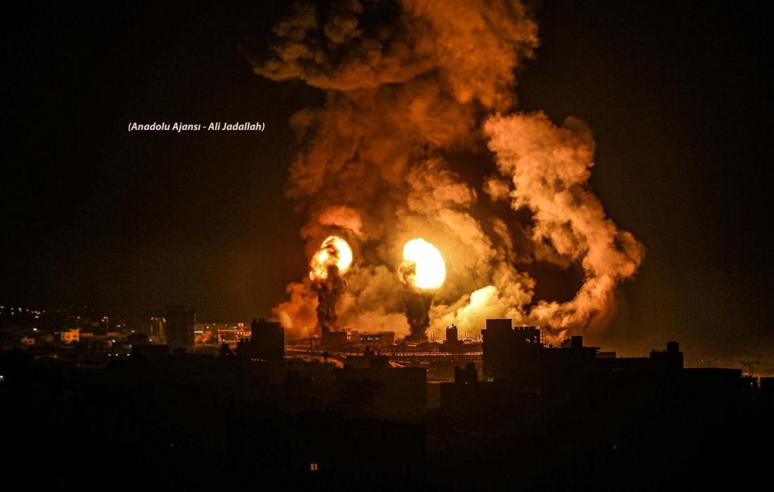 طائرات الاحتلال تشن سلسلة غارات جوية على مواقع للمقاومة وسط القطاع وغرب غزة