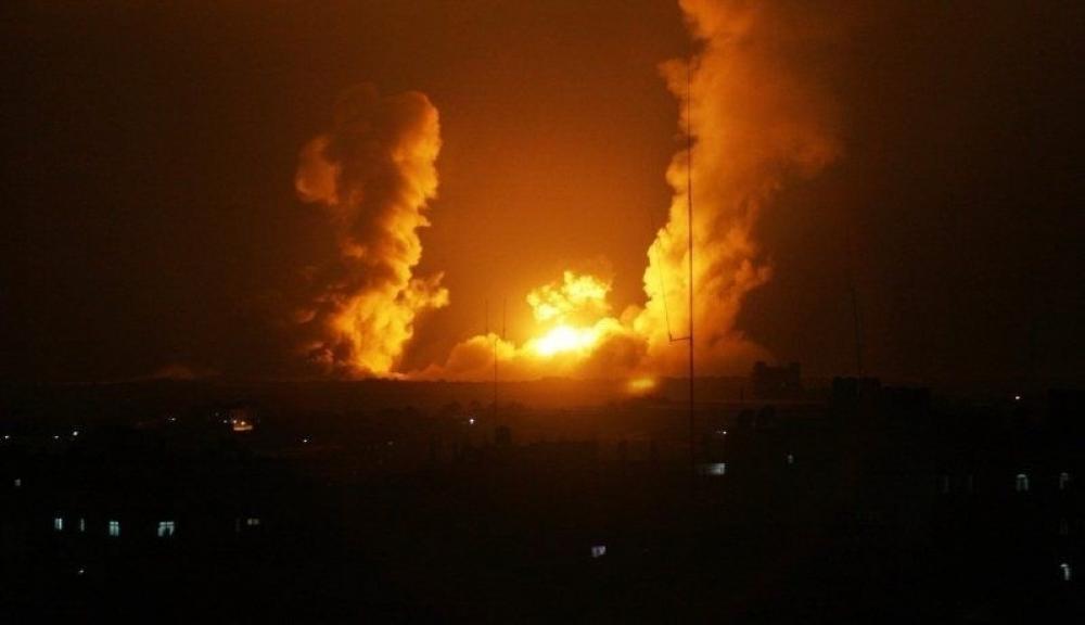 الاحتلال يقصف مناطق متفرقة في قطاع غزة
