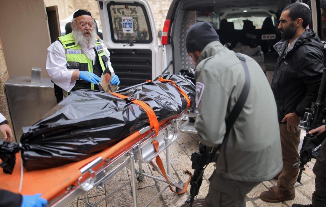 "مستشفى اسرائيلي" تؤكد: اصابة أحد الحاخامات بعملية القدس في خطر شديد