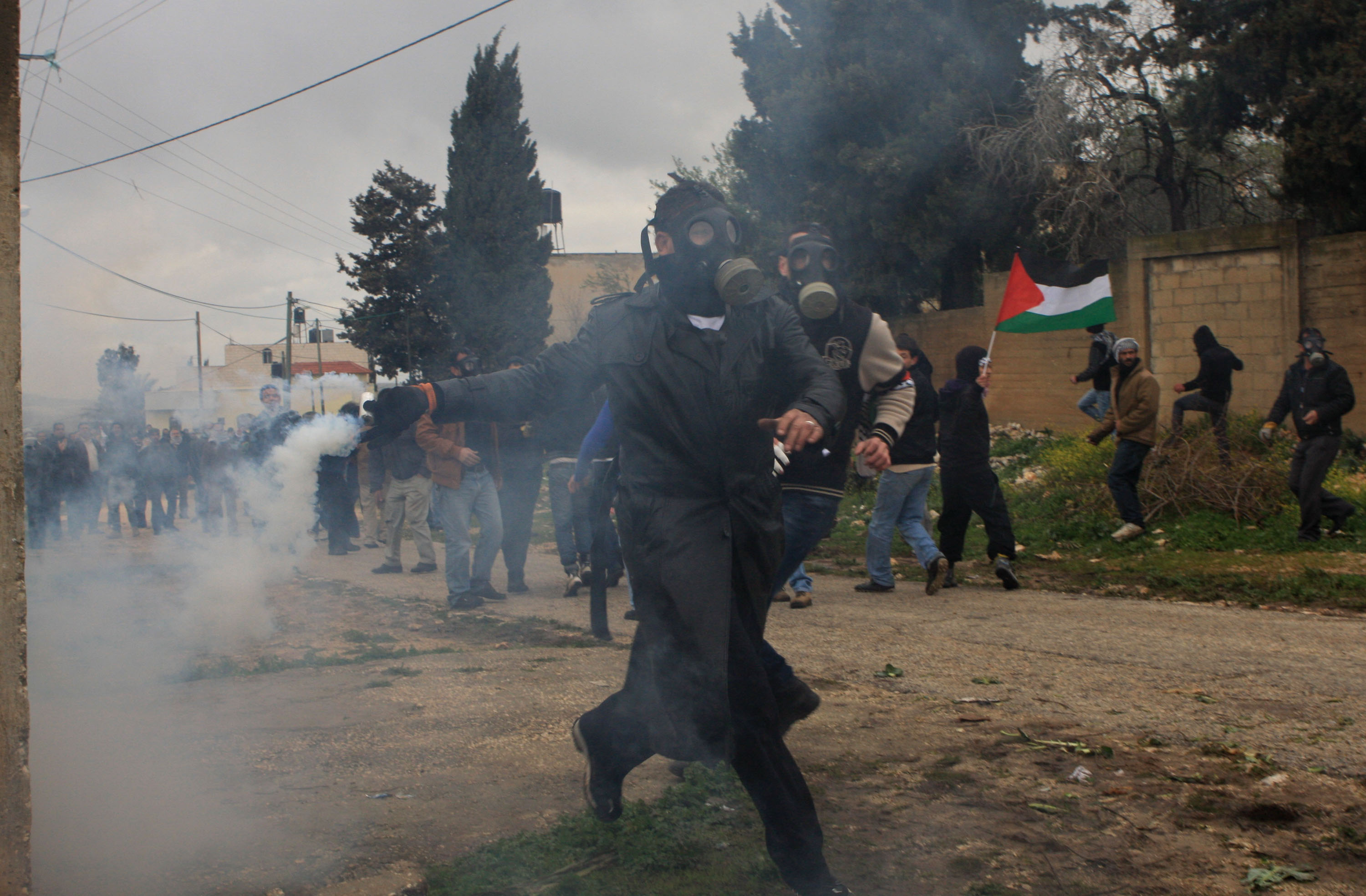 3 اصابات برصاص الاحتلال خلال قمع مسيرة كفر قدوم الاسبوعية