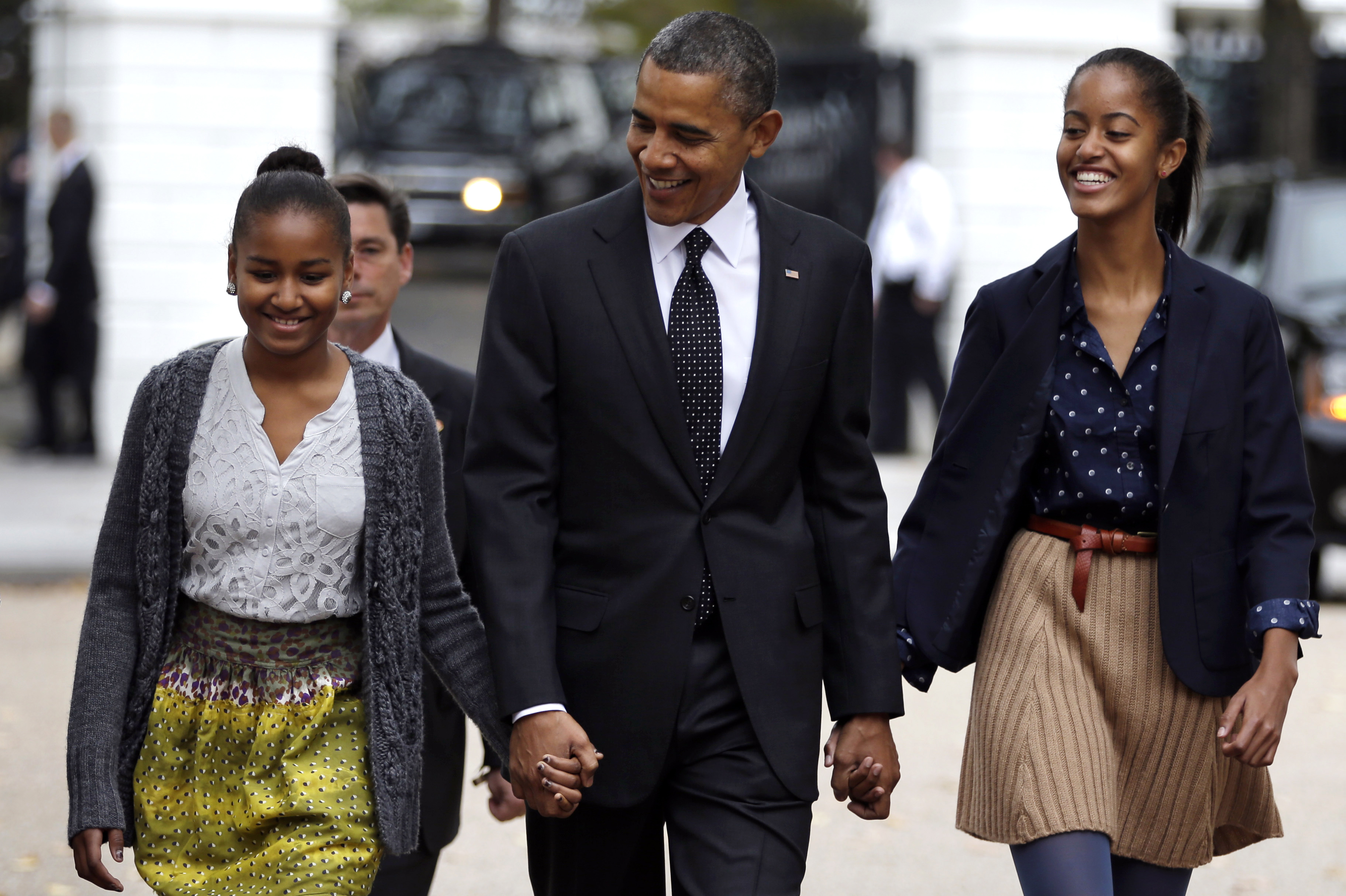 أوباما يؤكد أن ابنتيه ترغبان في التعرف على ليونيل ميسي