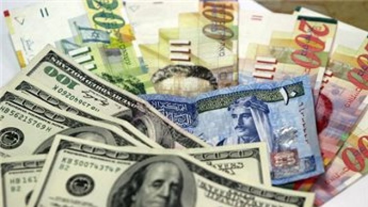 الدولار يكسر حاجز 4 شواقل سعر صرف الدولار