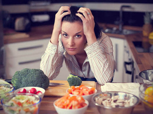تناول الطعام كل 12 ساعة يحميك من السمنة صورة توضيحية