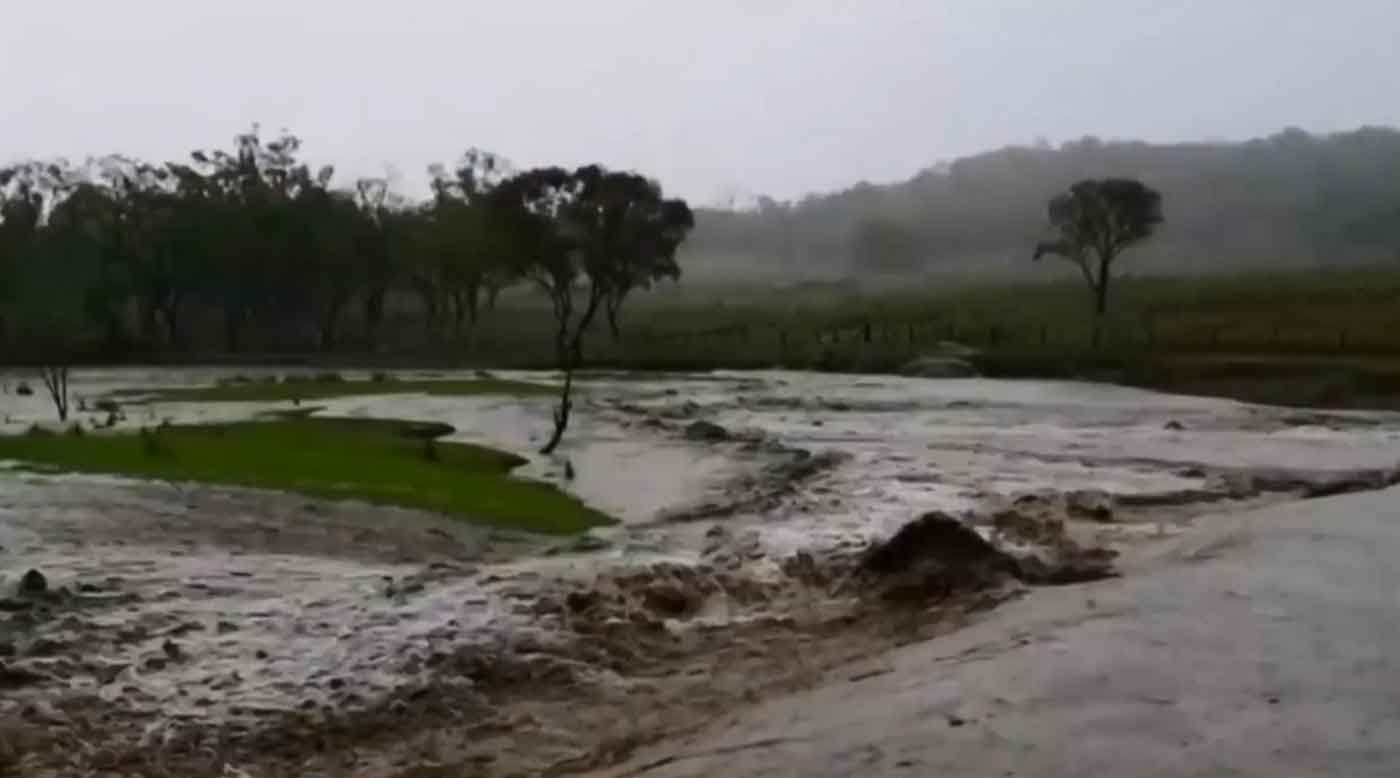 الراصد يحذر: فرصة لأمطار غزيرة وخشية من الفيضانات