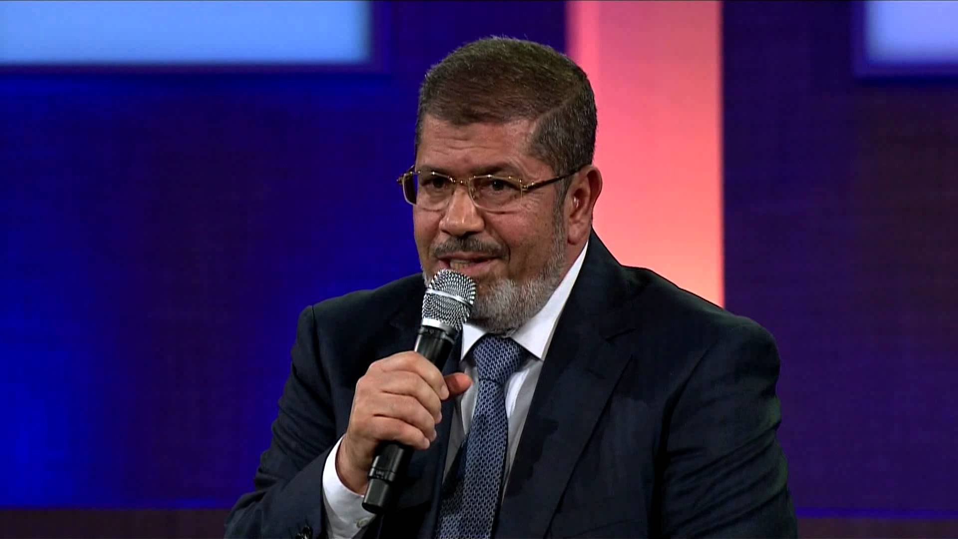 جامعة مصريّة تفصل مرسي من عمله لانقطاعه عن العمل جامعة مصريّة تفصل مرسي من عمله لانقطاعه عن العمل