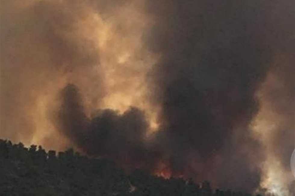حريق كبير في حيفا بمنشأة تحتوي على مواد خطرة