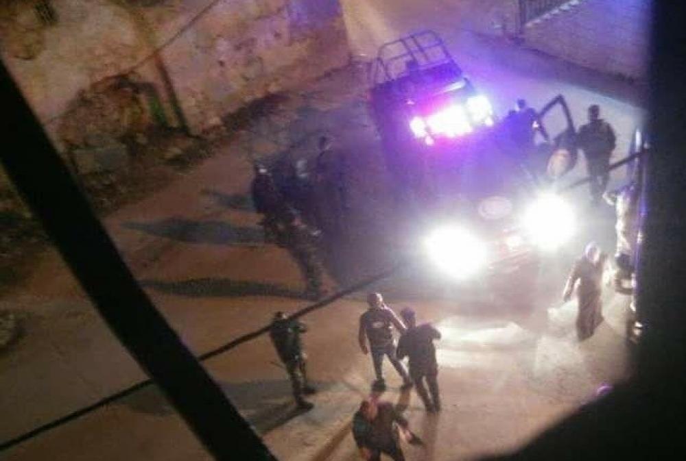 3 إصابات باشتباك بين الأمن و"مطلوبين" في نابلس