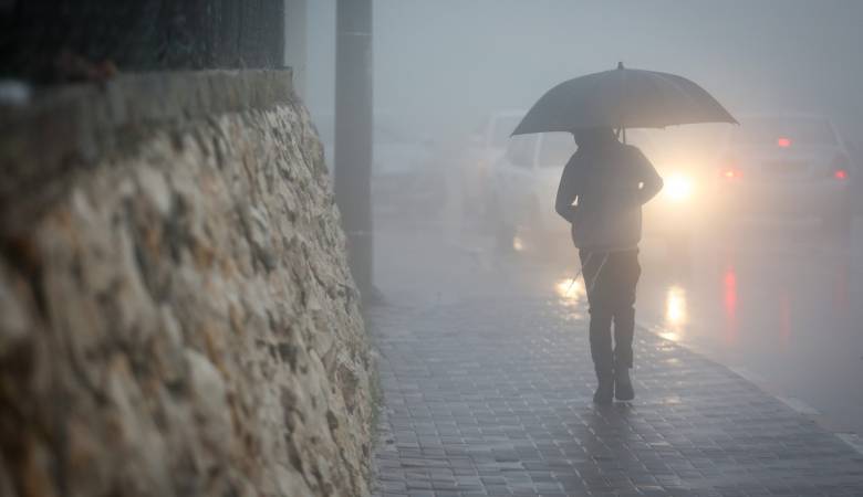 تطورات حالة الطقس: أمطار رعدية وسيول تضرب فلسطين المحتلة