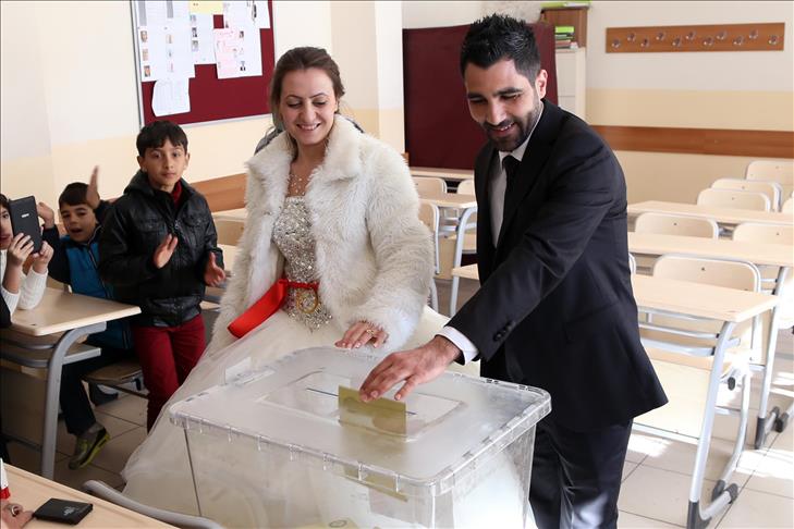 تركيا: فوز كبير للعدالة والتنمية في الانتخابات البرلمانية