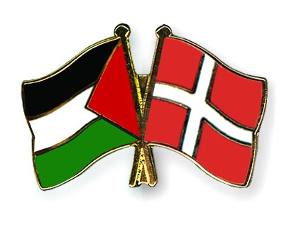 علم فلسطين وعلم الدنمارك