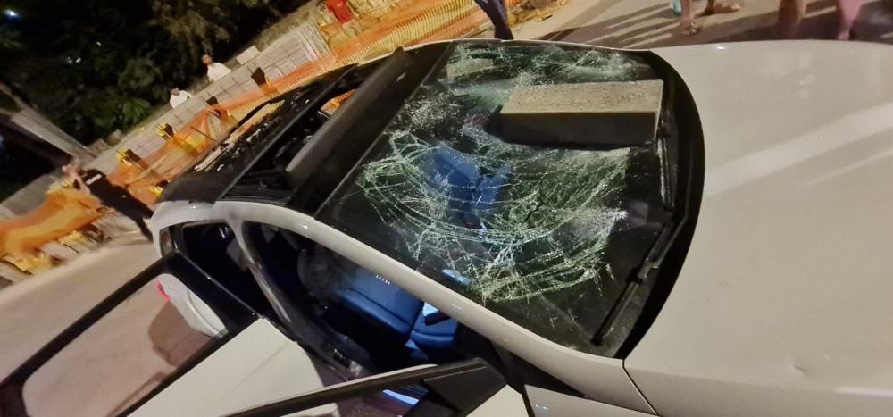 إصابة شرطي إسرائيلي في هجوم في التلة الفرنسية