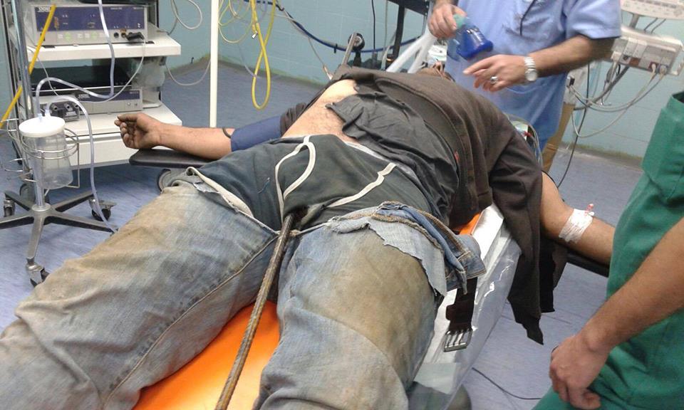 نابلس قضيب حديدي يخترق جسد عامل من الحوض للصدر Zamn Press زمن برس
