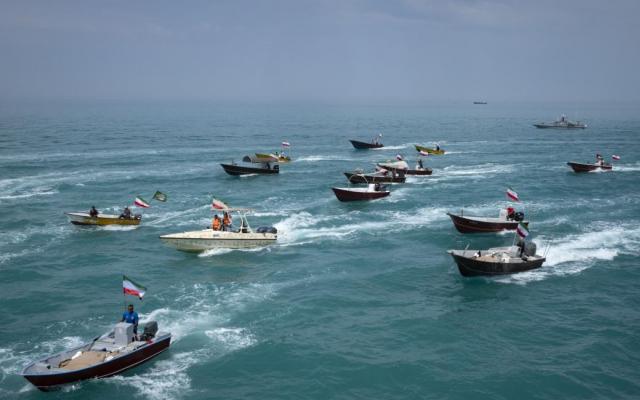 ثلاثة سيناريوهات لفتح مضيق هرمز.. ما أنجعها اقتصادياً؟