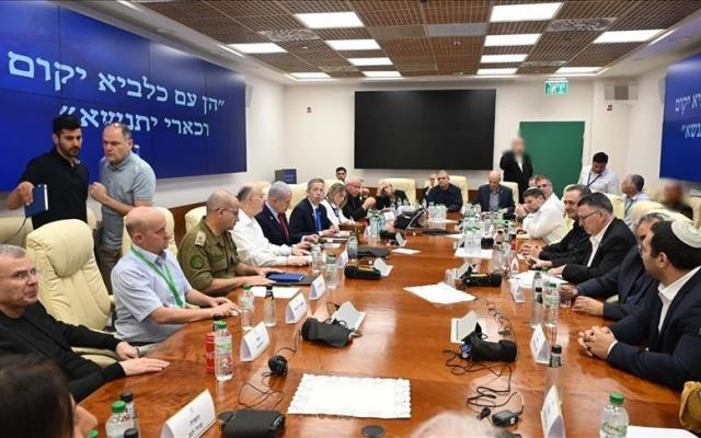 مقترح الصفقة.. إسرائيل تدرس رد حماس وترقب اجتماع للكابينت مساء السبت