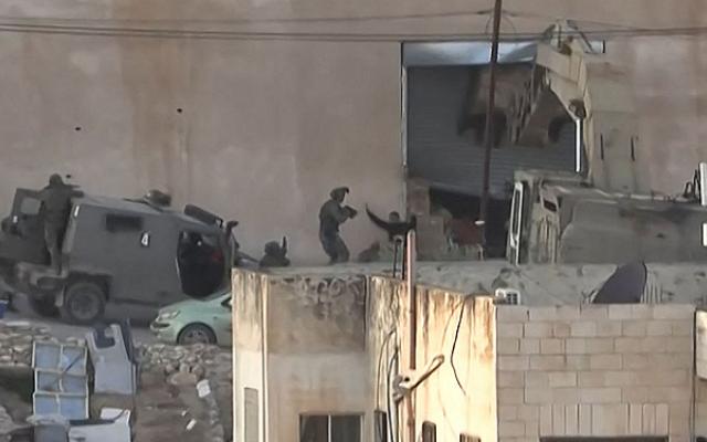 بن غفير يقرر ترقية قائد وحدة المستعربين بالضفة غداة إعدام عناصرها لفلسطينيين في جنين