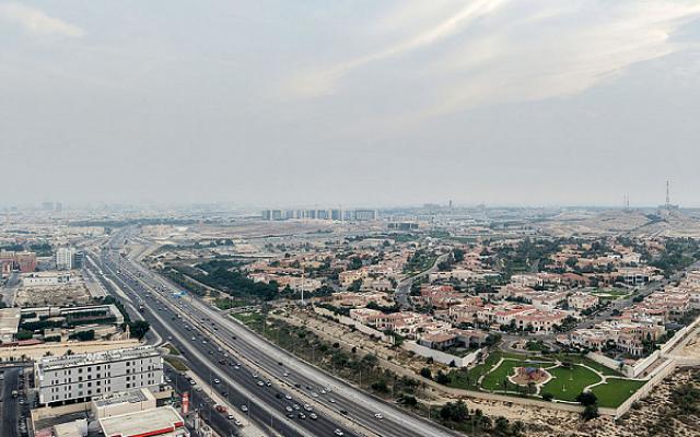 الرياض: انفجاران وتحذيرات جوية إثر إطلاق صاروخ حوثي