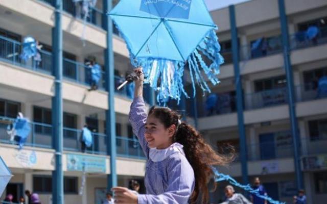 بسبب الأزمة المالية: "الأونروا" تقلّص دوام مدارسها بالضفة إلى 4 أيام أسبوعيا