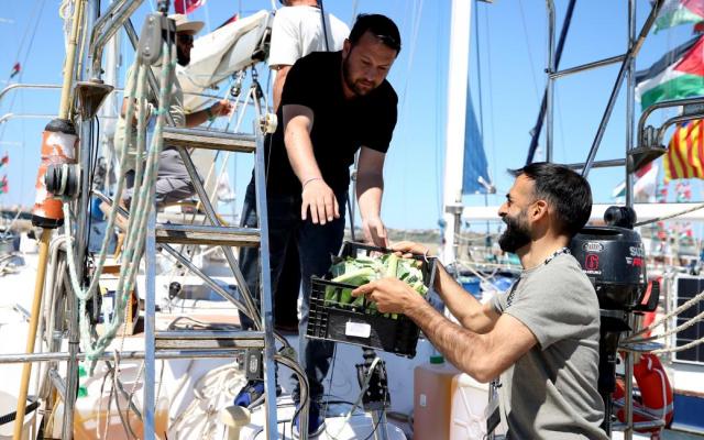 أسطول الصمود العالمي نحو غزة: إعادة توجيه الأنظار إلى الإبادة