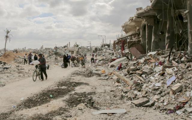 خطة مصرية لإعمار غزة... وتحديات بالجملة