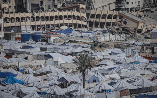 الحرب على غزة | فتح محدود لمعبر رفح والاحتلال يواصل خروقاته