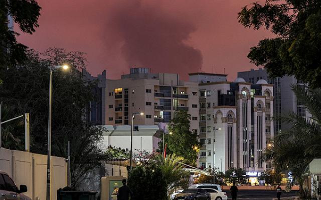 بعد استهدافه بهجمات إيرانية: ما مدى أهمية ميناء الفجيرة الإماراتي لسوق النفط؟