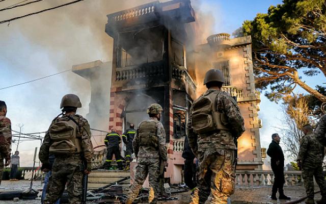 شهداء وجرحى بغارات على لبنان وحزب الله يقصف بلدات إسرائيلية
