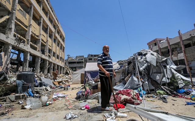 شهداء وجرحى بإطلاق نار وقصف شرقي غزة وخانيونس