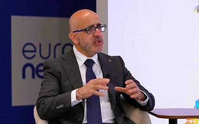 وزير المالية: الحكومة تخوض معركة شهرية لتأمين جزء من رواتب الموظفين